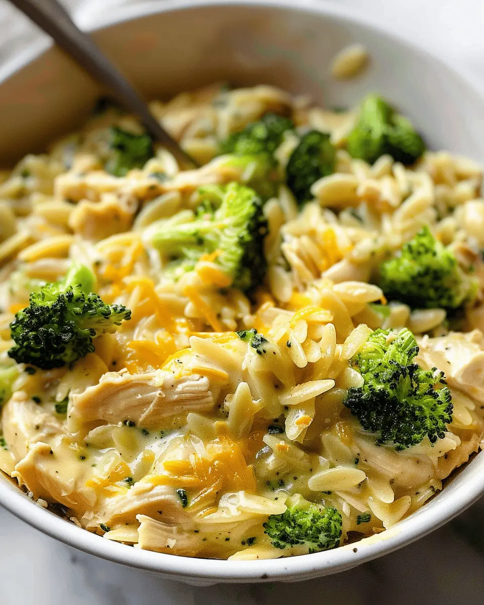 Cheesy Chicken Broccoli Orzo: A Simple and Comforting Delight