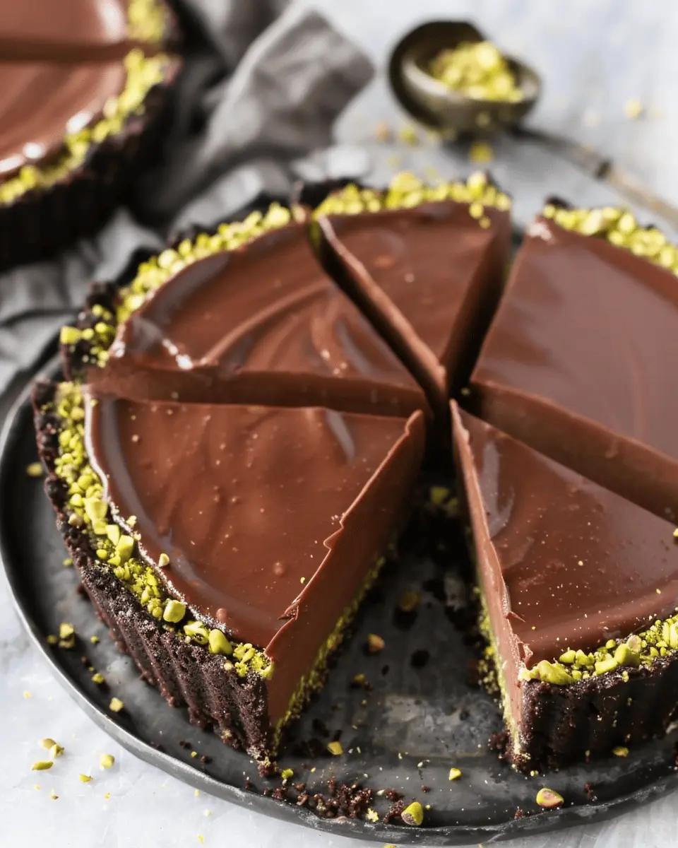 No-Bake Chocolate Tart: Easy Indulgence with Pistachio Paste
