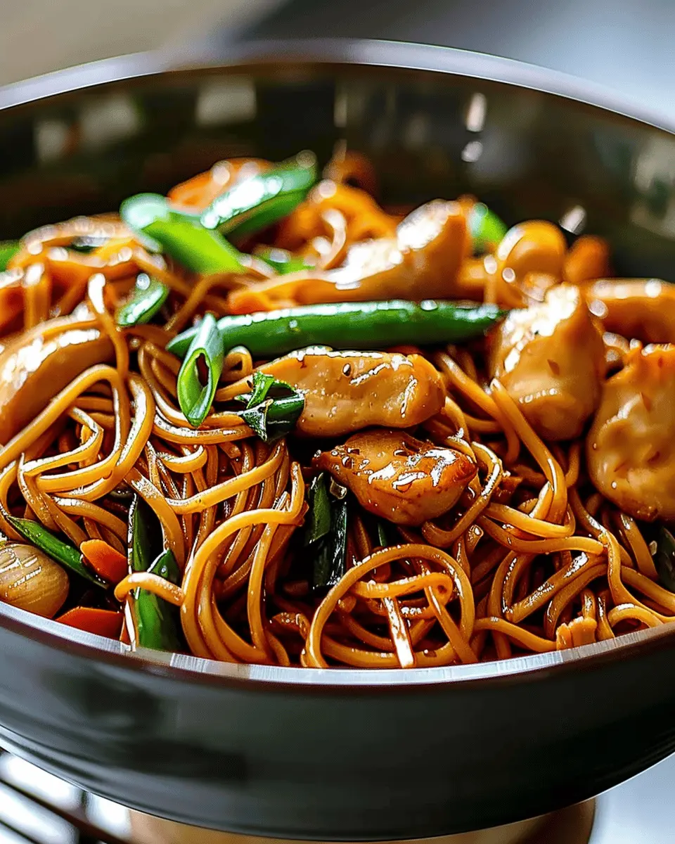 Delicious Chicken Lo Mein Recipe: Easy Meals Your Family Will Love