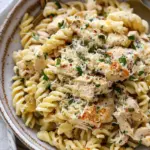 Crockpot Parmesan Garlic Chicken Pasta